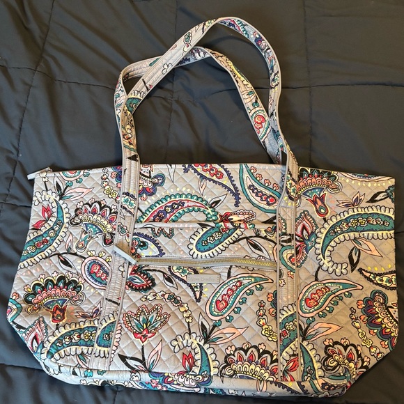 Vera Bradley Multicolor Paisley Travel Bag - Picture 2 of 3